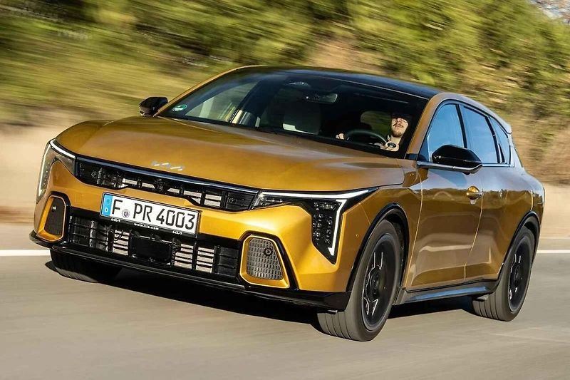 Poměrně velký vůz Kia K4, který je stále novinkou na trhu, se také vejde do přehledu 20 nejdostupnějších hatchbacků.