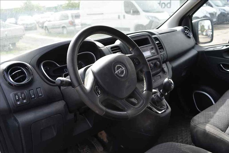 Opel Vivaro (2018) 1,6 CDTI - fotka 11 z 18