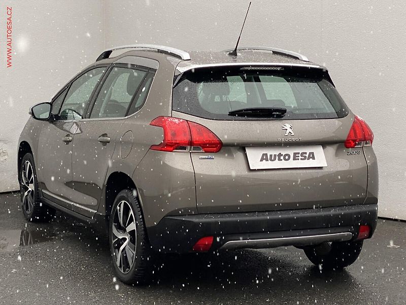 Peugeot 2008 (2016) 1.6 HDi, Allure, navi - fotka 6 z 20