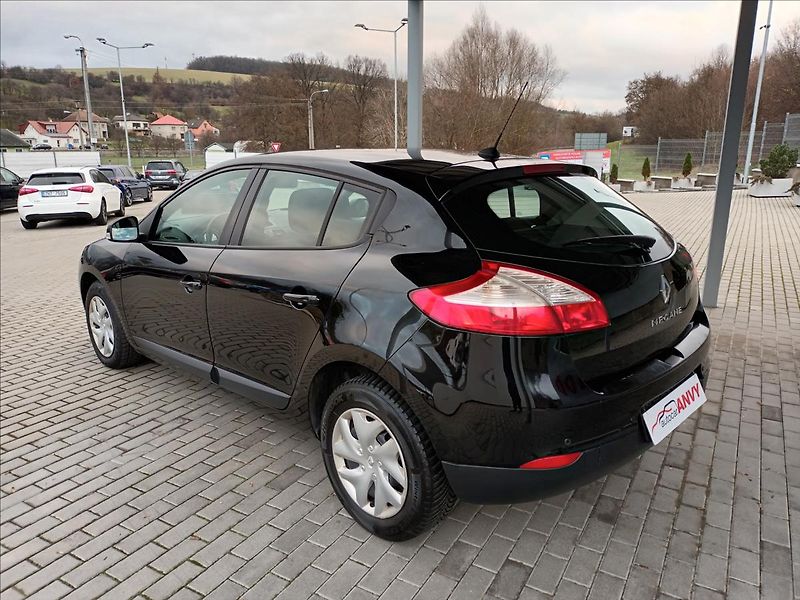 Renault Mégane 1,6 16V,81KW,KLIMA,PARKING,KOL - fotka 7 z 39