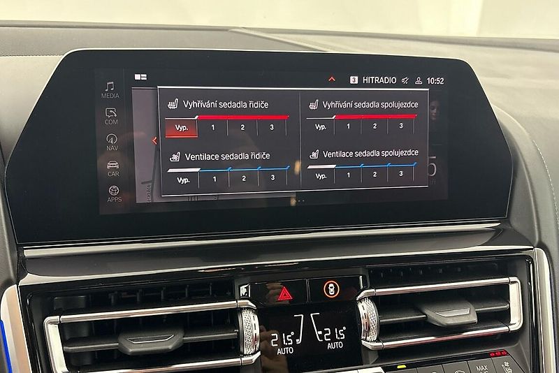BMW Řada 8 M850i xDrive - fotka 21 z 26