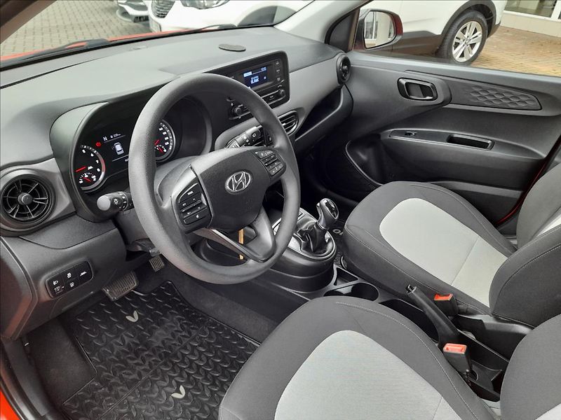 Hyundai i10 1,0 MPi AUTOMAT - fotka 7 z 18