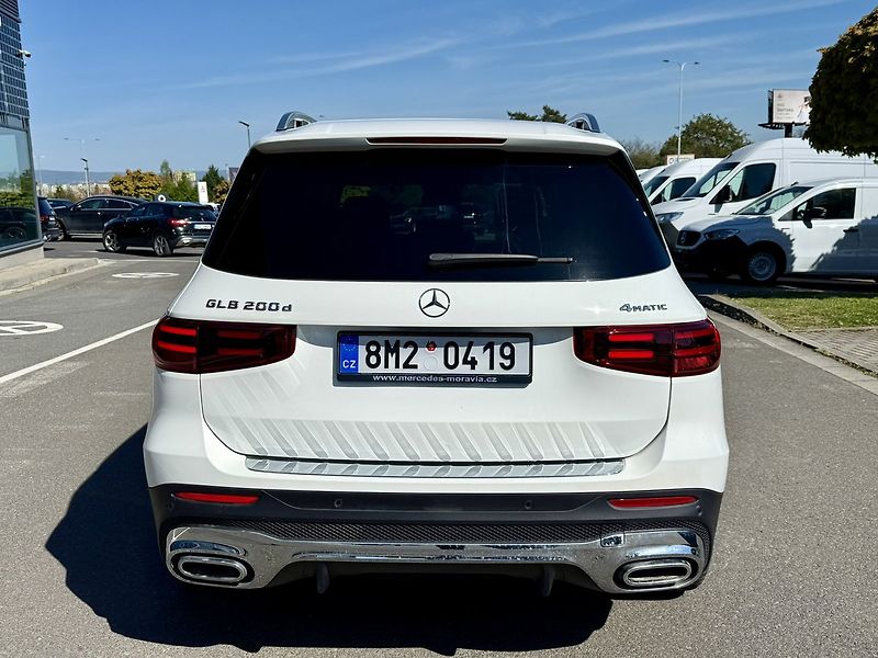 Mercedes-Benz GLB (2025) 200 d 4MATIC - fotka 7 z 45