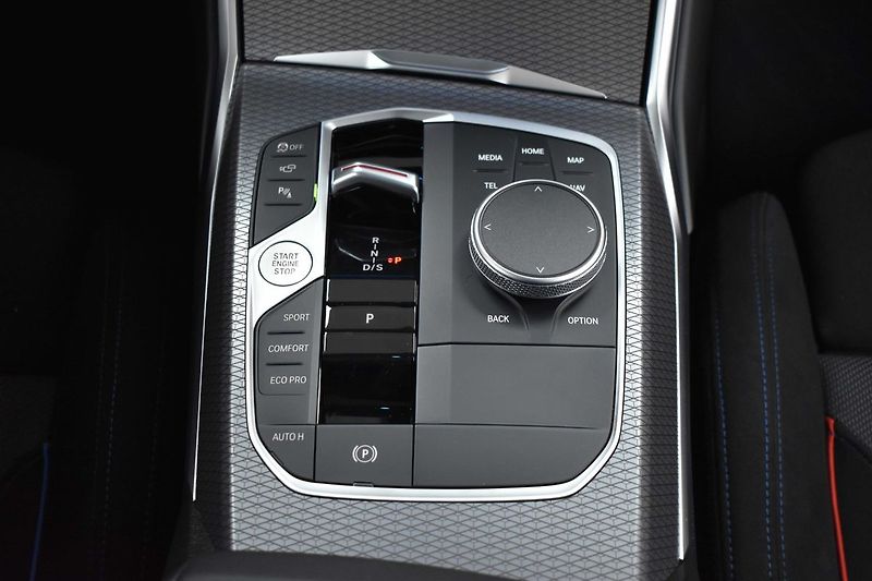 BMW Řada 3 320d xD ///M*ZÁRUKA*DPH*ČR 1.M - fotka 24 z 43