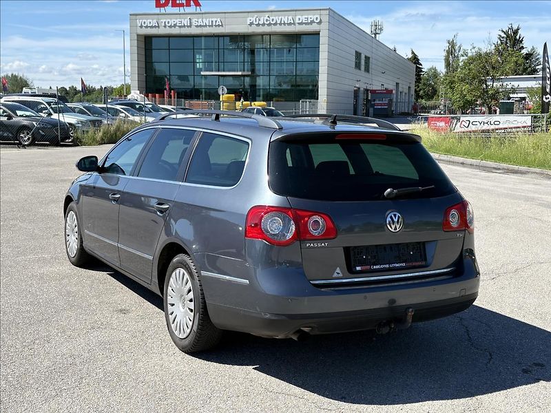 Volkswagen Passat 1,4 TSi 90kW DSG,Výhřev,Tažné - fotka 28 z 28
