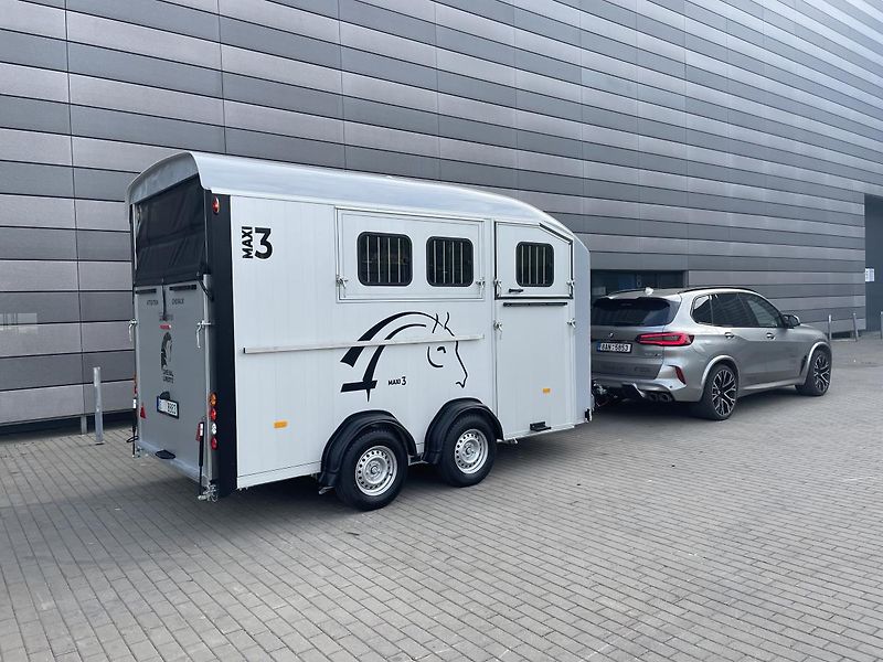 Cheval Liberté (2026) MAXI 3 MODRÝ - fotka 28 z 28