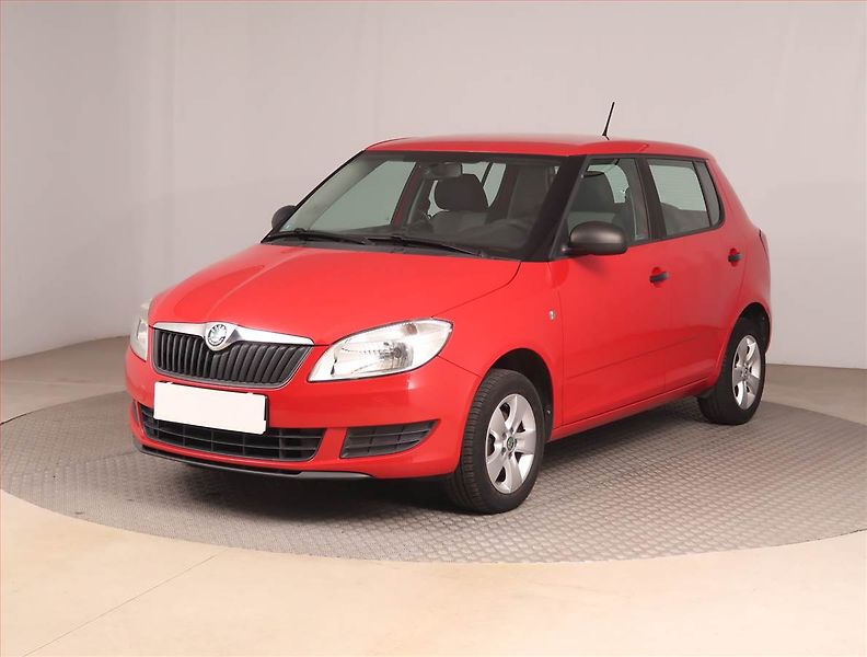 Škoda Fabia (2011) 1.2 - fotka 2 z 15