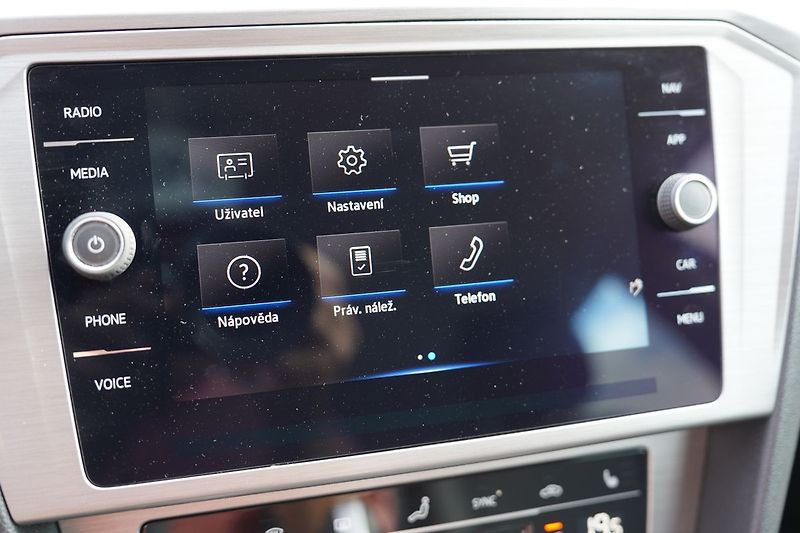 Volkswagen Passat (2020) B8 2.0TDi 90kW DSG - fotka 41 z 45