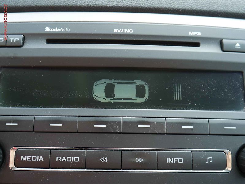 Škoda Octavia (2009) 1.4TSi, 1.maj, Ambiente - fotka 14 z 17