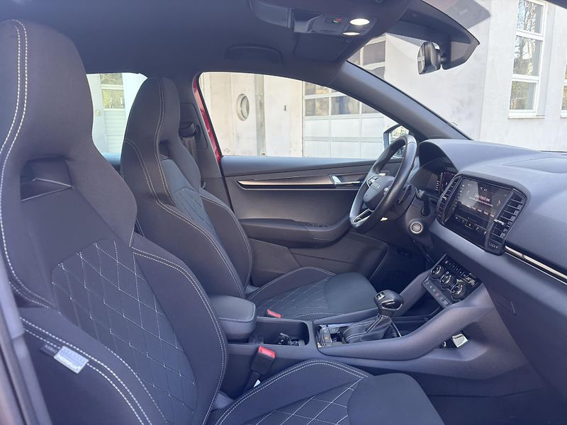 Škoda Karoq 2.0TSi DSG 4x4 Sportline - fotka 15 z 23