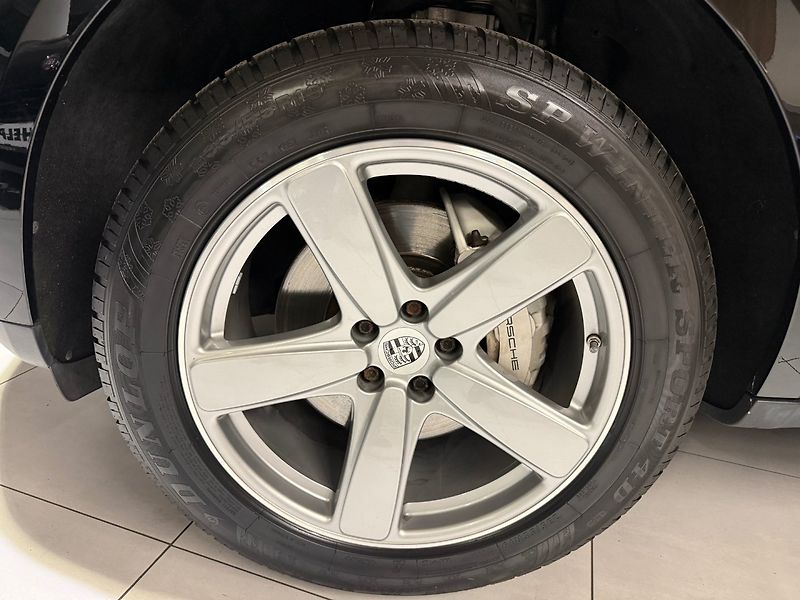 Porsche Macan (2014) S 3.0 V6 190 kW - fotka 23 z 24