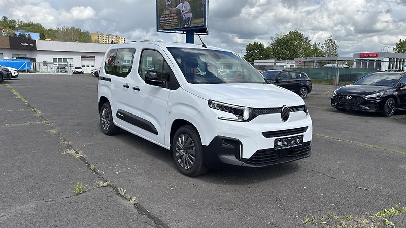 Citroën Berlingo (2026) PLUS Diesel 100k - fotka 2 z 13