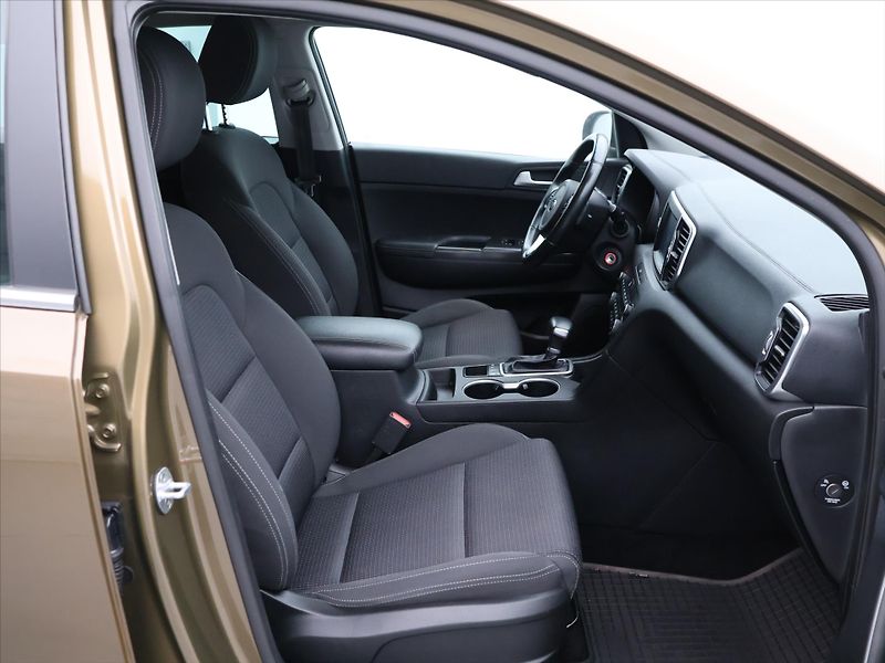 Kia Sportage 2,0 CRDI 136kW Aut. 4x4 CZ DPH - fotka 11 z 28