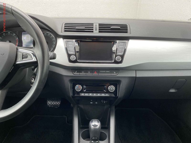 Škoda Fabia (2017) 1.0 TSi, Drive, DSG - fotka 12 z 15