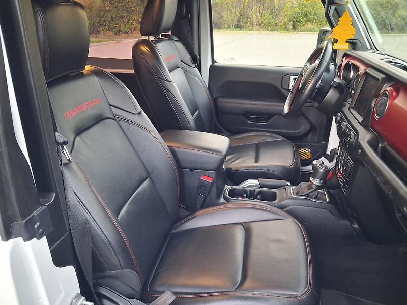 Jeep Wrangler (2021) Rubicon, 1. majitel, ČR - fotka 43 z 62