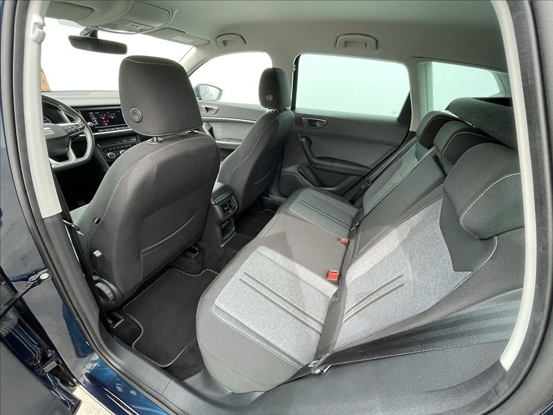 Seat Ateca 1,5 TSI Style Kamera+PDC - fotka 16 z 22