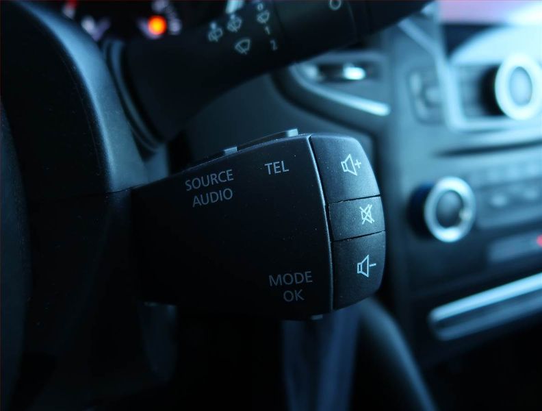 Renault Mégane (2020) 1.3 TCe, Tempomat - fotka 16 z 17