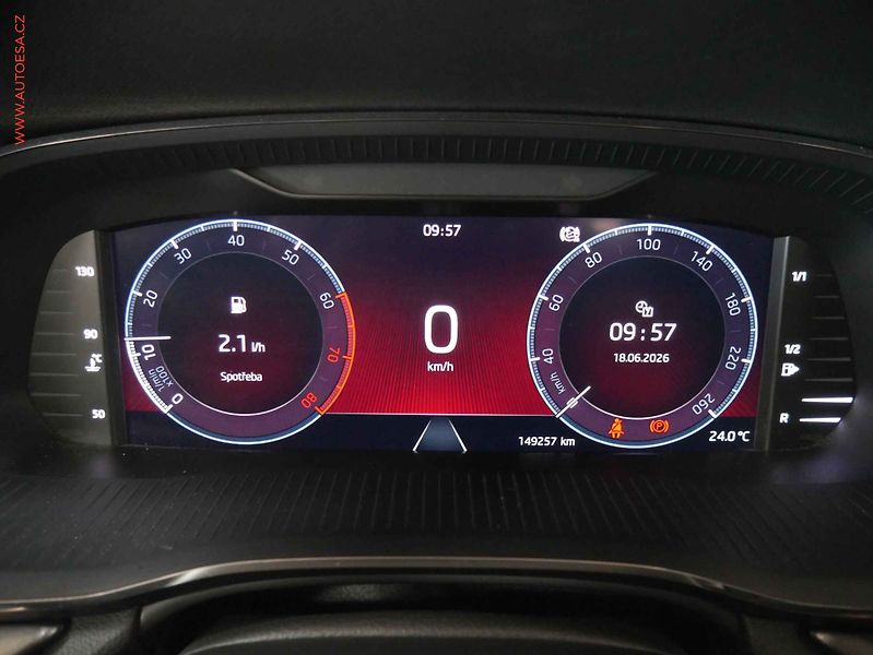 Škoda Octavia (2021) 1.5TSi, ČR, Ambition, LED - fotka 14 z 21