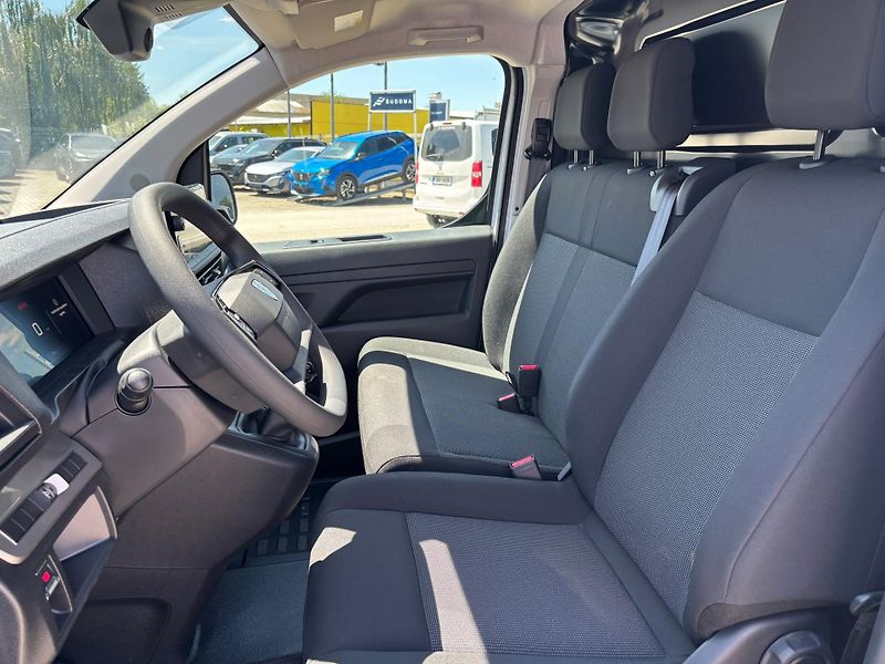Peugeot Expert Furgon L3 2.2 BlueHDi 150 MAN6 - fotka 13 z 22