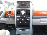 Chrysler Voyager (2007) 3.3 V6 128kW LPG 90L - náhled 16