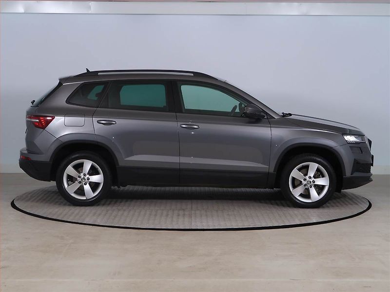 Škoda Karoq (2024) Ambition Plus 2.0 TDI - fotka 6 z 27