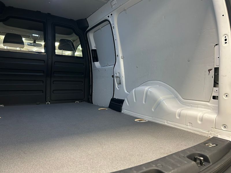 Volkswagen Caddy (2020) 1.4TGI CNG Maxi | Záruka - fotka 20 z 53