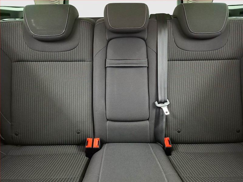 Ford Focus (2013) 2.0 TDCi, Automat, Tempomat - fotka 10 z 16