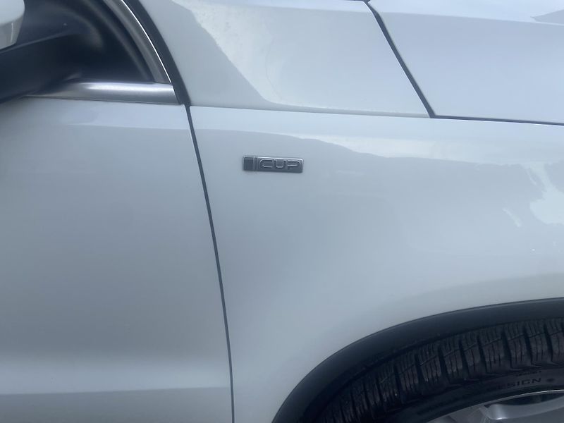Volkswagen Tiguan (2014) 2.0 TDI - R-line CUP 4x4 - fotka 9 z 47