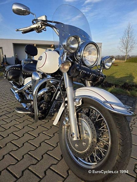 Yamaha XV 1700 Road Star (2004) Silverado REZERVACE - fotka 14 z 16