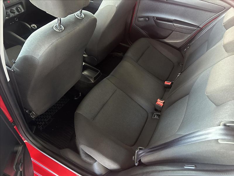 Škoda Fabia 1,2   TSI,SERVISKA,2.MAJITEL - fotka 16 z 18