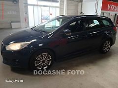 Ford Focus (2012) 1.6 i, ČR, AC, zmk.řazení - fotografie inzerátu