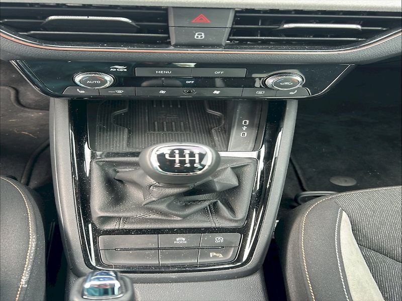 Škoda Kamiq (2025) SELEC TSI 85/1.0 M6F - fotka 20 z 31