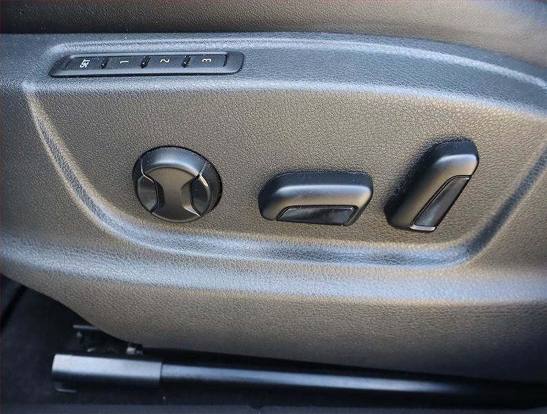 Škoda Octavia (2016) 2.0 TDI, Kůže, Navi, Bi-Xenony - fotka 19 z 27