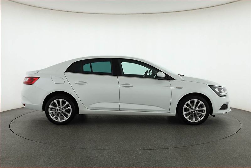 Renault Mégane (2020) 1.3 TCe, Kůže, Tempomat - fotka 6 z 18