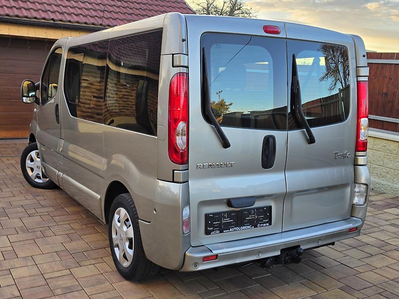 Renault Trafic 2.0dCi 84kW 9-MÍST*AC*TAŽNÉ* - fotka 3 z 42
