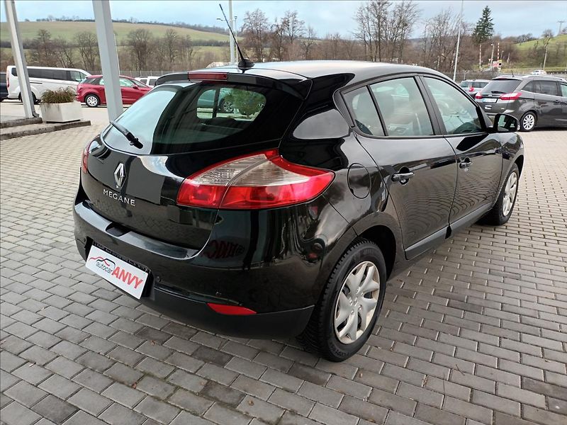 Renault Mégane 1,6 16V,81KW,KLIMA,PARKING,KOL - fotka 5 z 39
