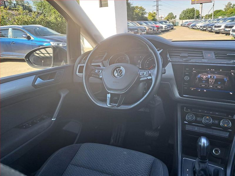 Volkswagen Touran (2020) 1.5 TSI - fotka 7 z 18
