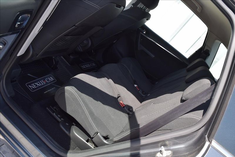 Citroën C4 Picasso 1,6 HDI 82KW NÍZKÉ KM 2XKOLA - fotka 18 z 50