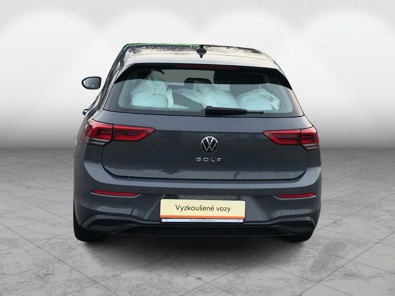 Volkswagen Golf 1.5 TSi LIFE - fotka 9 z 27