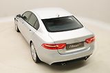 Jaguar XE 30t 221kW AWD AUT CZ - náhled 17