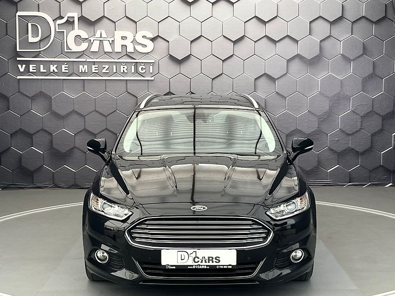 Ford Mondeo 2.0 TDCi Titanium manuál Cebia - fotka 6 z 49