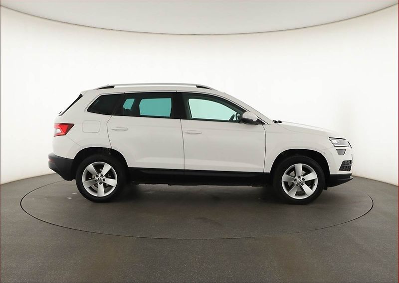 Škoda Karoq (2019) Style 1.6 TDI, Automat - fotka 6 z 16