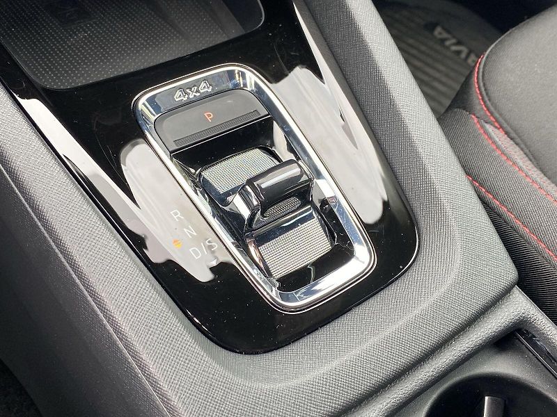 Škoda Octavia (2023) 2.0 TDI 4x4 DSG RS - fotka 14 z 44