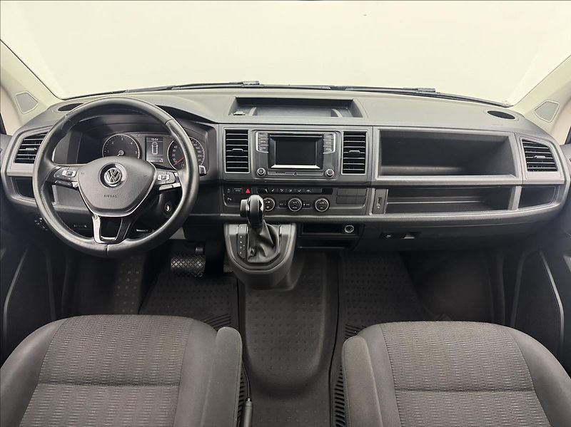 Volkswagen Caravelle 2,0 110kW DSG NZTOP LONG TZ - fotka 7 z 39