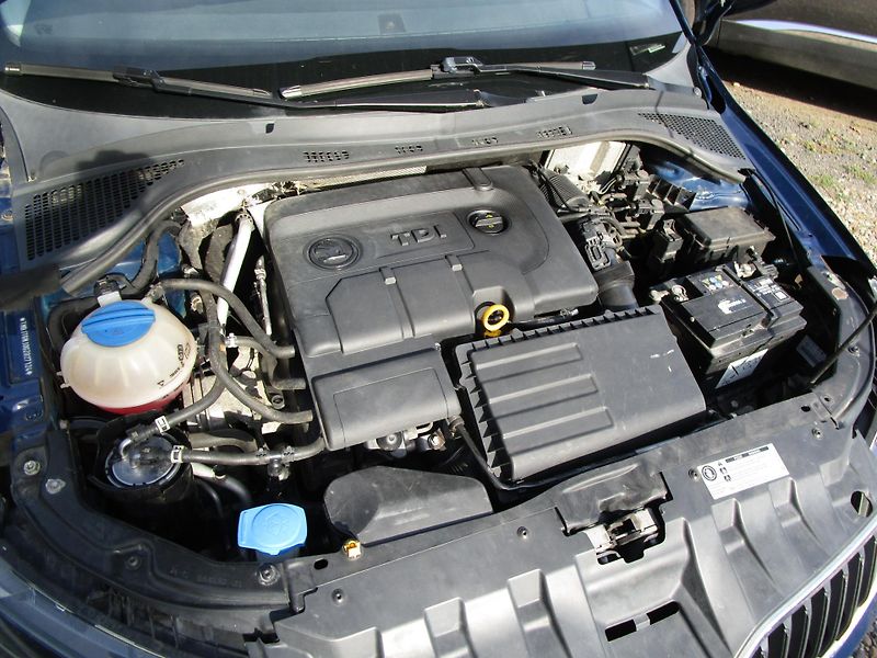 Škoda Fabia 1,4TDI-77KW-KOUPENA V ČR - fotka 16 z 16