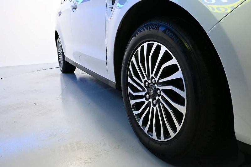 Ford S-MAX (2019) 2.0 TITANIUM 8AT ECOBLUE - fotka 29 z 31
