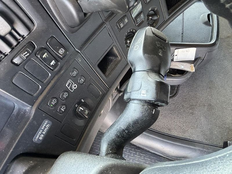 Scania R450 4x2 EURO 6 low deck  - fotka 24 z 26