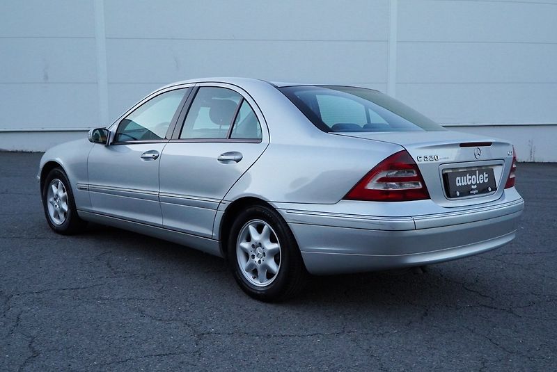 Mercedes-Benz 220 220 CDi ELEGANCE - fotka 7 z 23