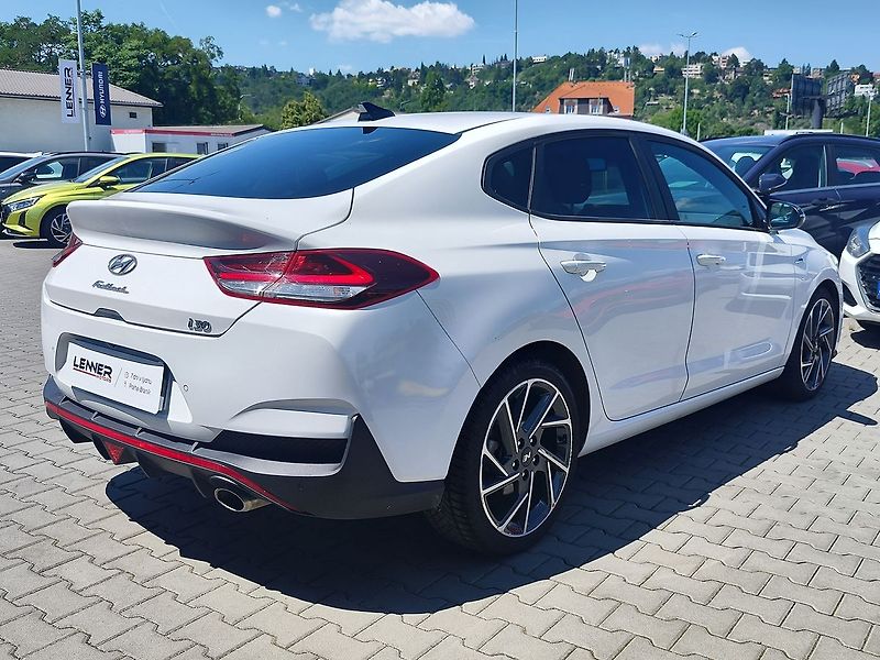 Hyundai i30 1.5 T-GDI/117 N-Line - fotka 5 z 31