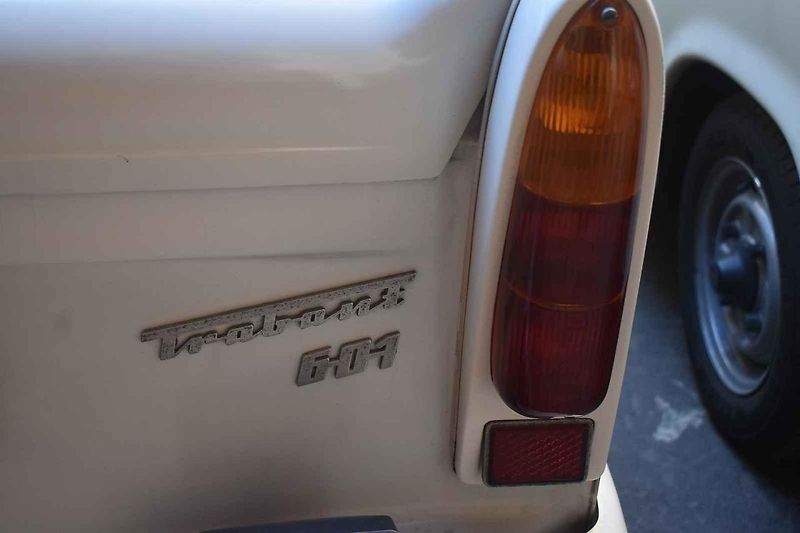 Tento Trabant má rok výroby 1965. Dosud je plně funkční
